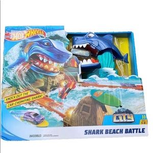 NIB Hot Wheels Shark Beach Battle